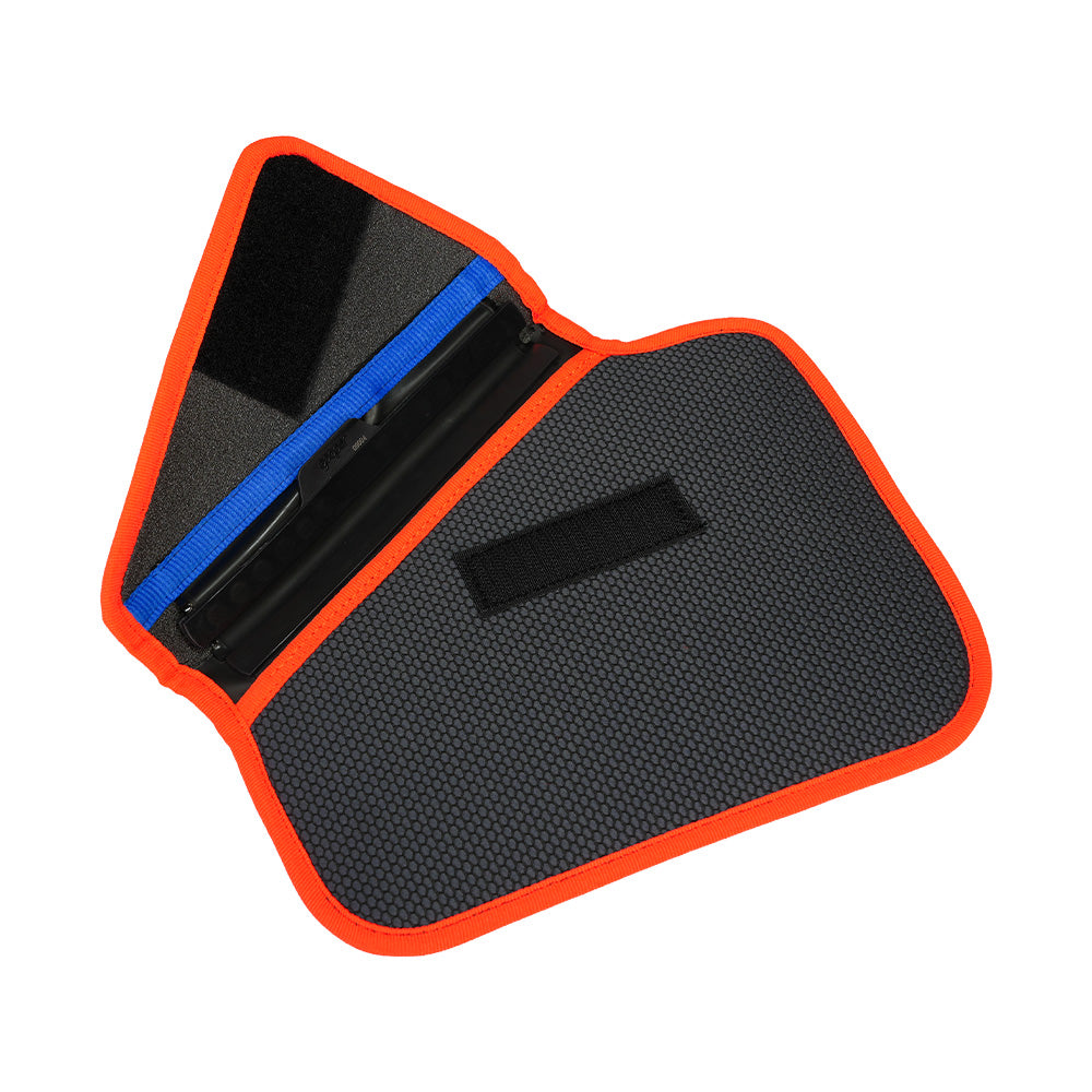 Futerbeutel schwimmend flach, grau, geöffnet