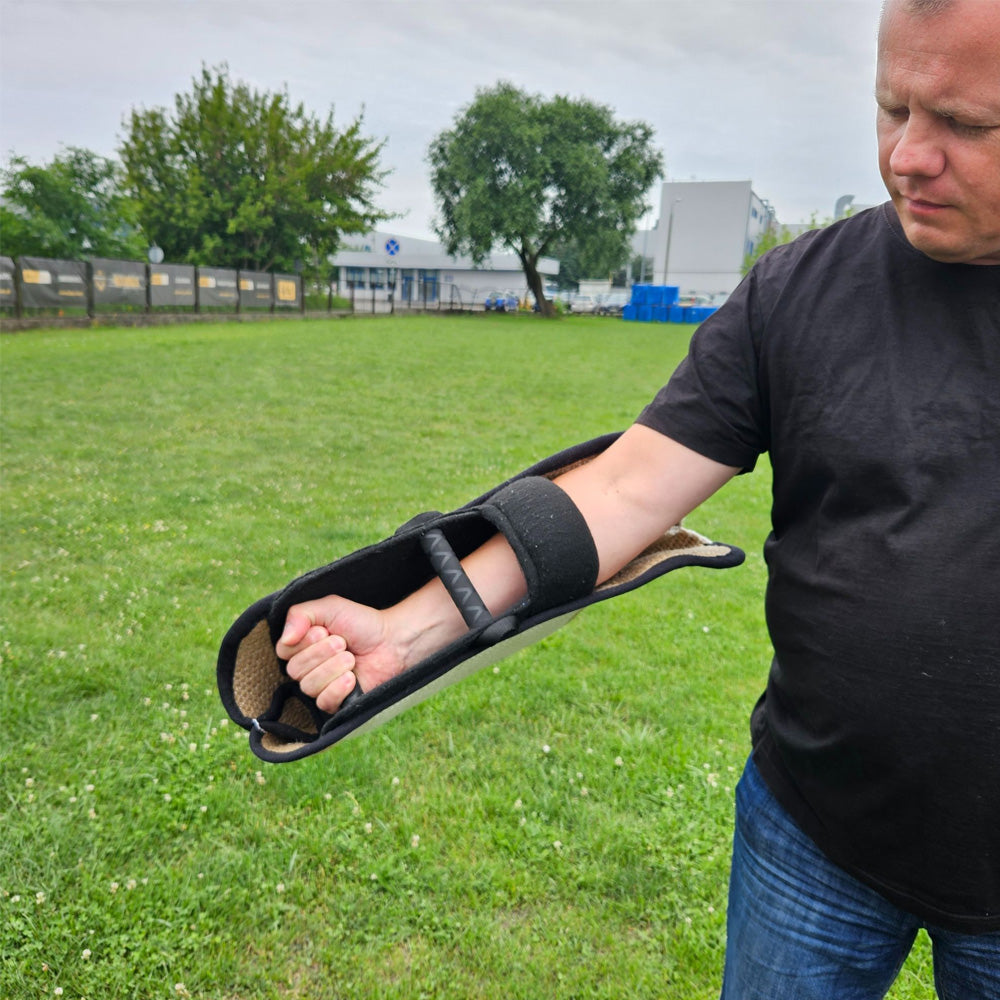 lightweight training arm WOLF - Dingo Gear