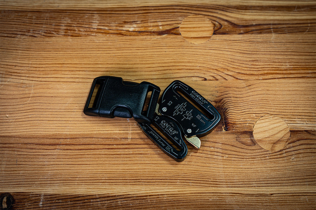 Elementi di fissaggio a pressione